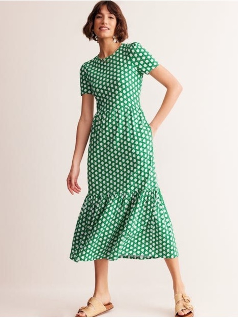 Boden Emma Tiered Jersey Green Short-Sleeve with pockets - Picture 12 of 13